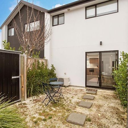 Light & Spacious 2Bdrm Townhouse Off Street Park Christchurch Buitenkant foto