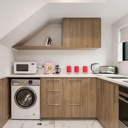 Light & Spacious 2Bdrm Townhouse Off Street Park Christchurch Buitenkant foto